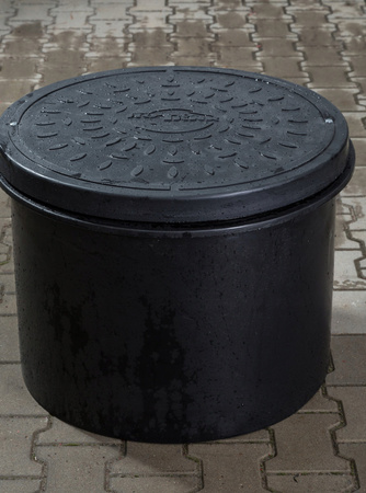 Obudowa przepompowni 1200/2,50 kpl z teleskopem i pokrywą