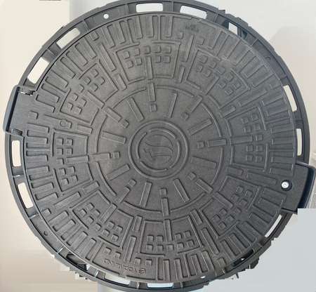 Właz okrągły czarny 600 kl. A15 H80 zamek zawias