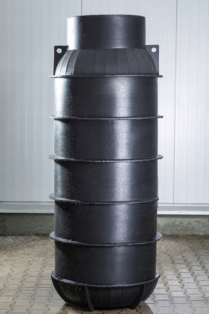 Obudowa przepompowni 1000/2,80 z teleskopem i pokrywą